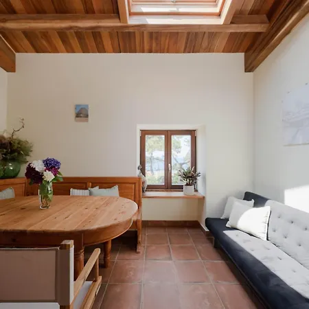 Daur The Middle Door - Exclusive For Pilgrims Hostel Panches
