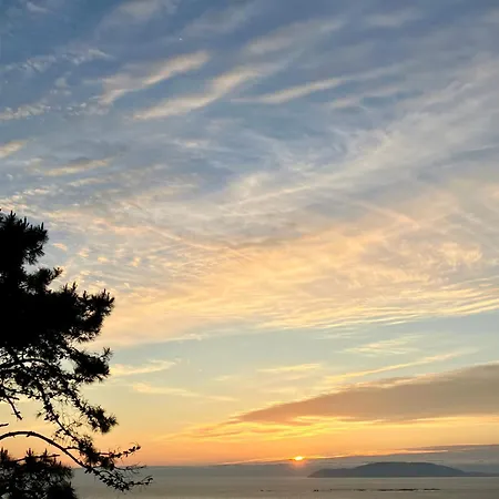 Daur The Middle Door - Exclusive For Pilgrims Vandrarhem